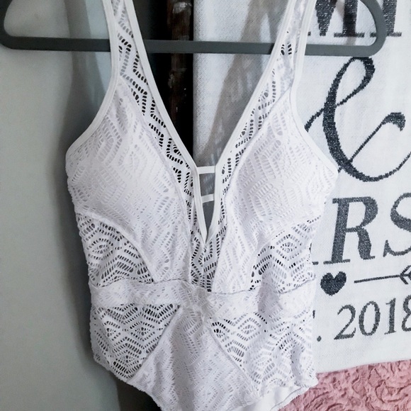 Other - NWOT White swimsuit